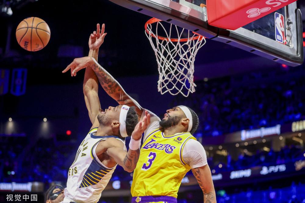 在球场上 在球场上