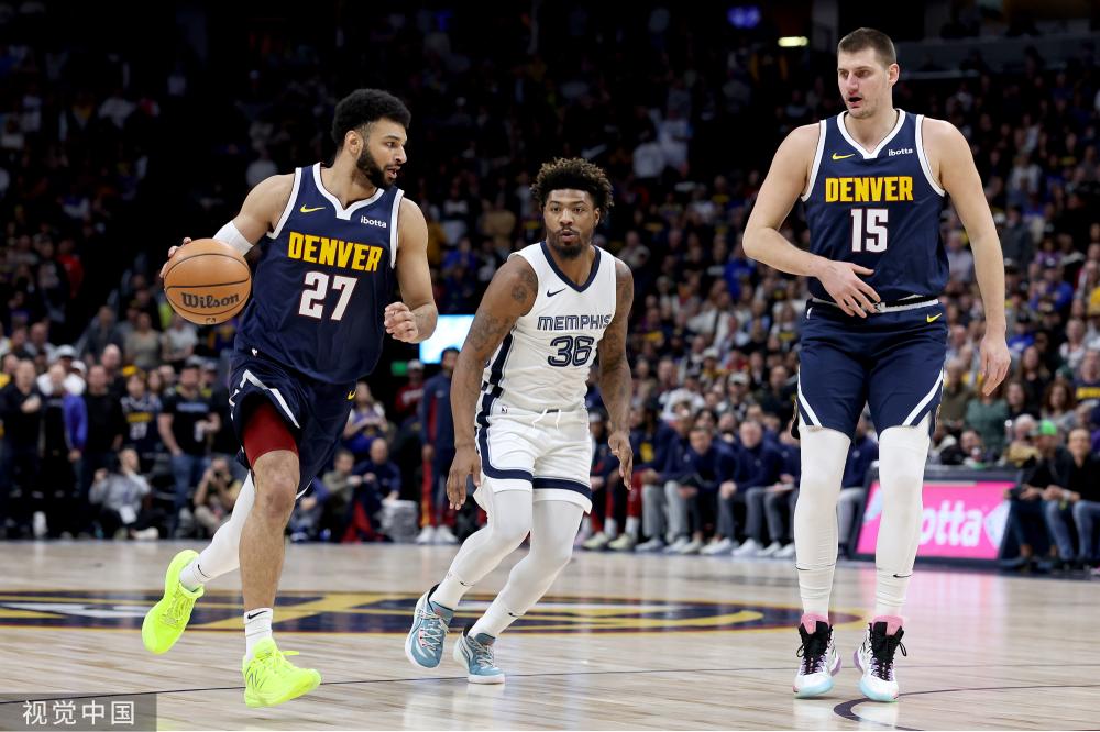 两名球员新 两名球员新